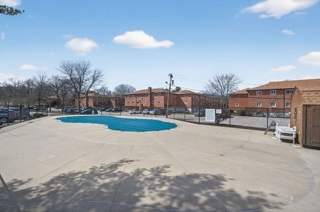 Building Photo - 20 Westgate Rd