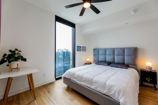 Building Photo - 84 Northeast Dr