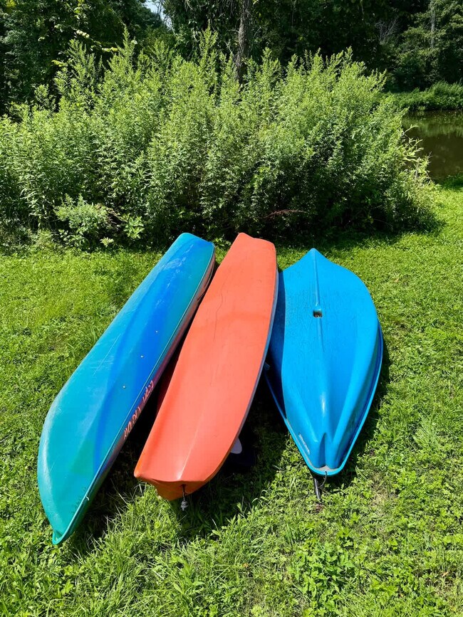 Building Photo - 1357 Canal Rd