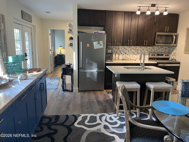 Building Photo - 4055 Dimsdale Rd