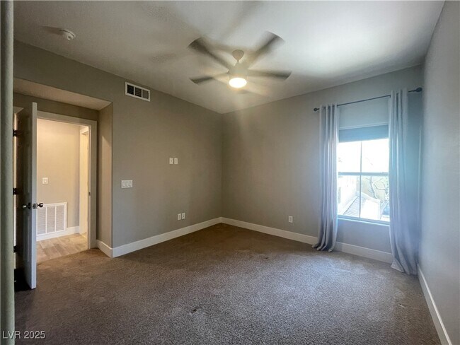 Building Photo - 11830 Portina Dr