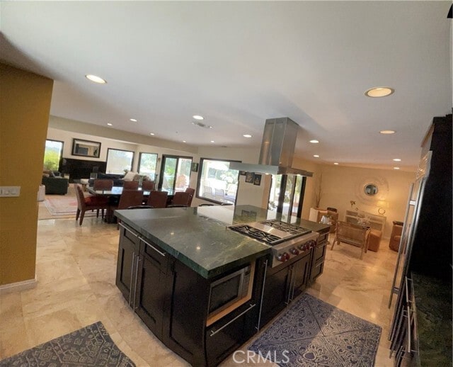 Building Photo - 16772 Knollwood Dr