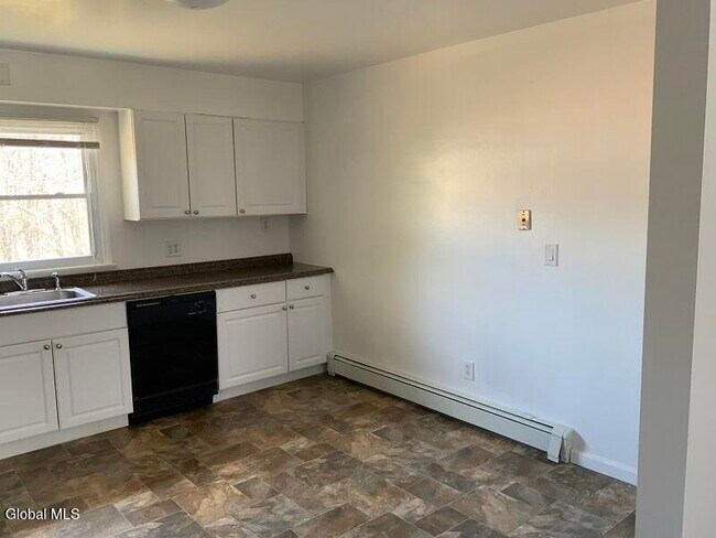 Building Photo - 11-21-21 Ashdown Rd