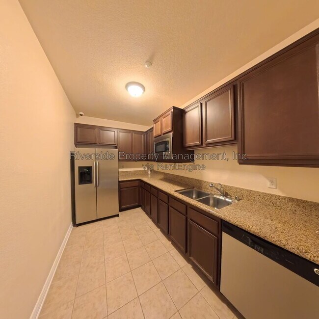 Building Photo - 4031 Cey Ct