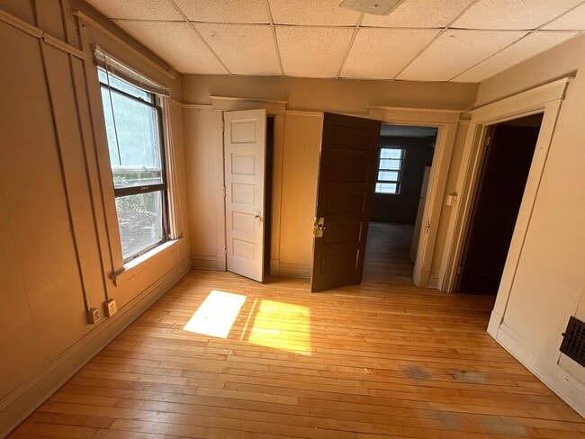Building Photo - 114 S Blair St