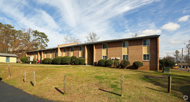 Building Photo - Court Lane Apartments