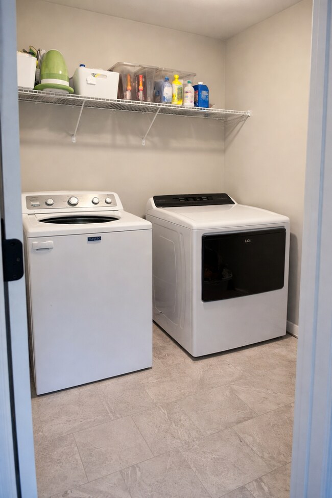 Building Photo - Coming Soon!