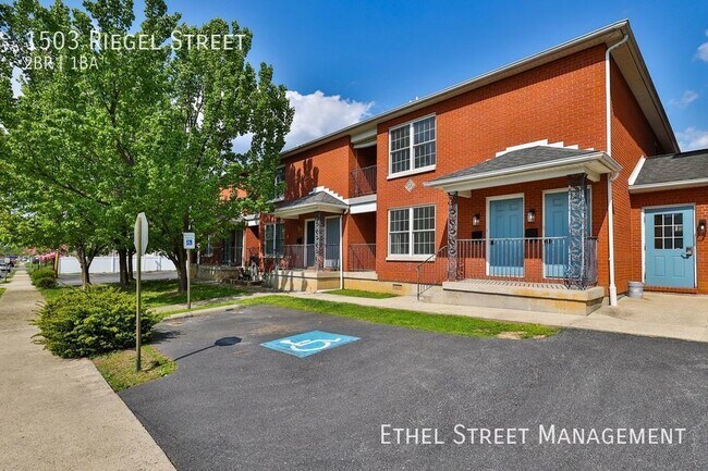 Building Photo - 1503 Riegel St