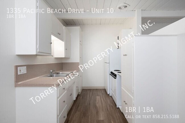 Building Photo - 1335 Pacific Beach Dr