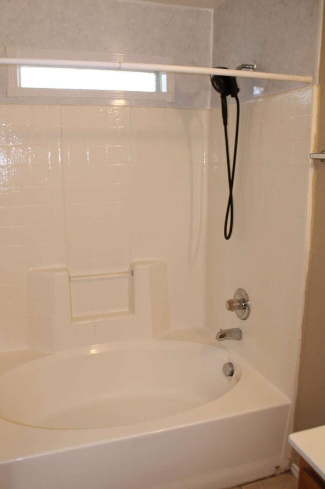 Building Photo - 2136 Coelum Ct