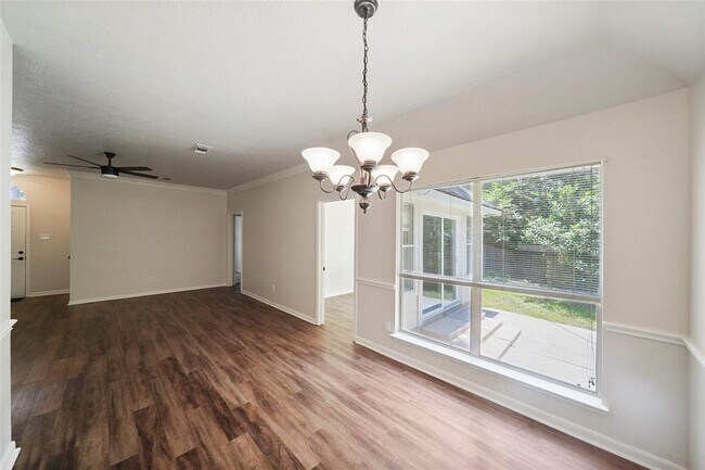 Building Photo - 306 W Little Oak Ct