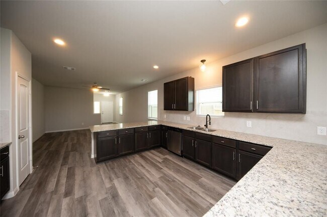 Building Photo - 24918 Bastiani Canvas Ln