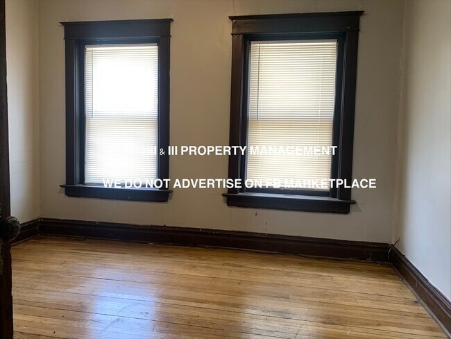 Building Photo - 3700 Wyandotte St