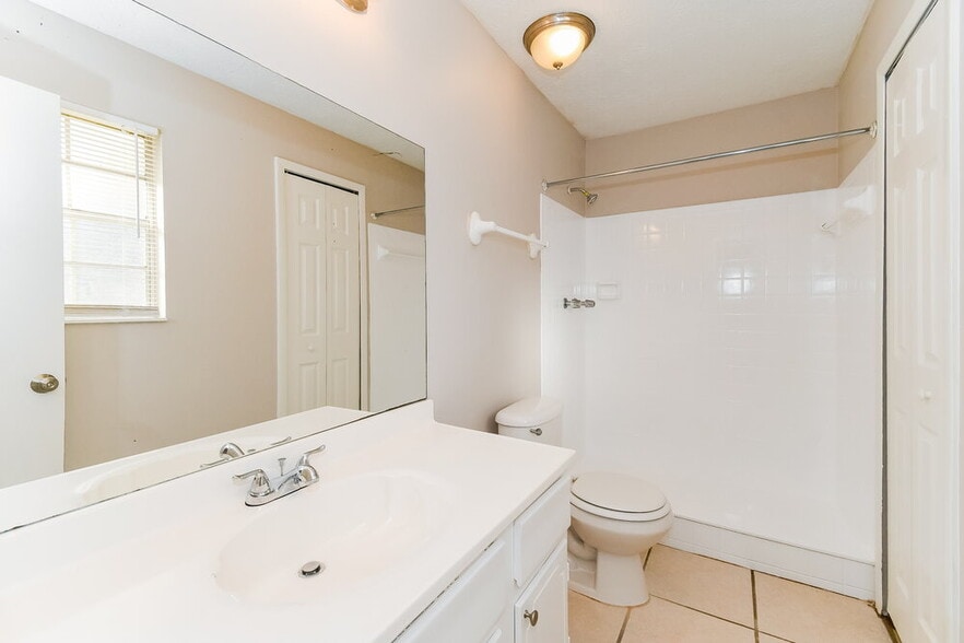 Building Photo - 7269 Sharbeth Dr S