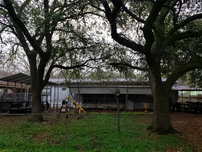 Building Photo - 12126 Lynda Dr