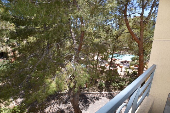 Building Photo - Meridian STUDIO Condo Fully Furnished w/Main Pool View-Lush Green trees in Resort Style Community.