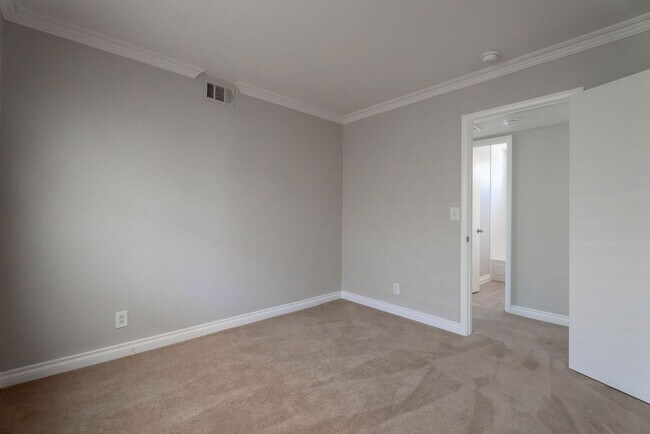 Building Photo - 5055 Stormy Cir