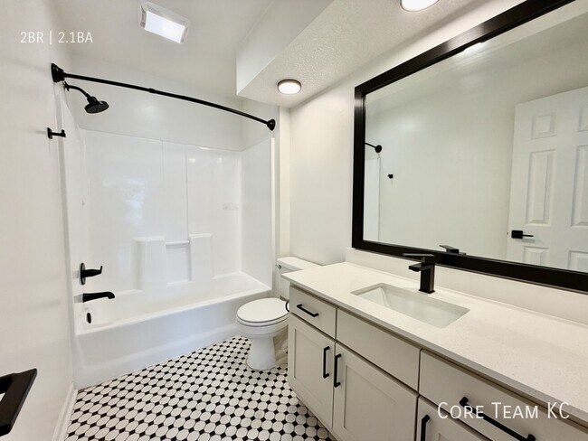 Building Photo - 128 E 29th St