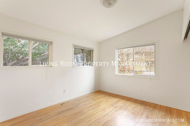 Building Photo - 1520 SE 44th Ave