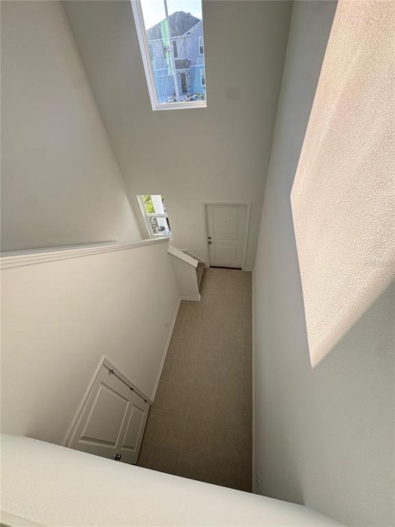 Building Photo - 2217 Rock Dr