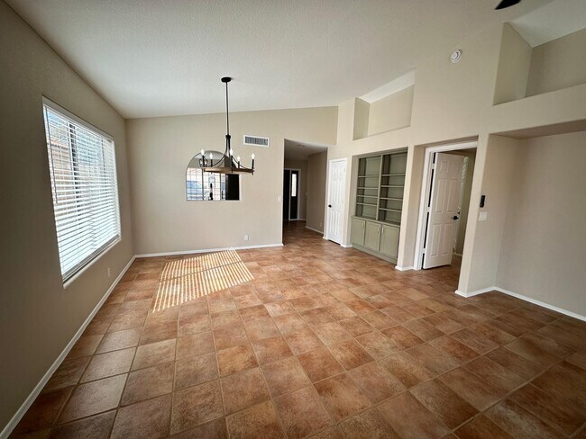 Building Photo - 12237 N Gambel Dr