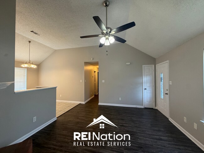 Building Photo - MILLINGTON GEM! 3BR/2BA w/ Vaulted Ceilings & Brick Fireplace | Fenced Yard!