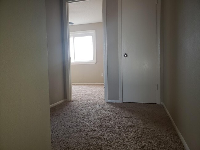 Building Photo - 3594 Friendswood Dr