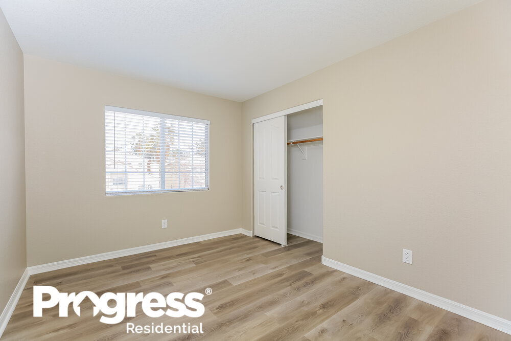 Building Photo - 9123 Sangria Ln