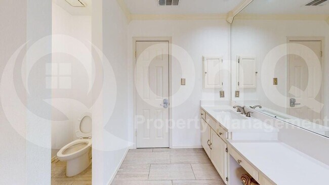 Building Photo - 6708 Roman Ct