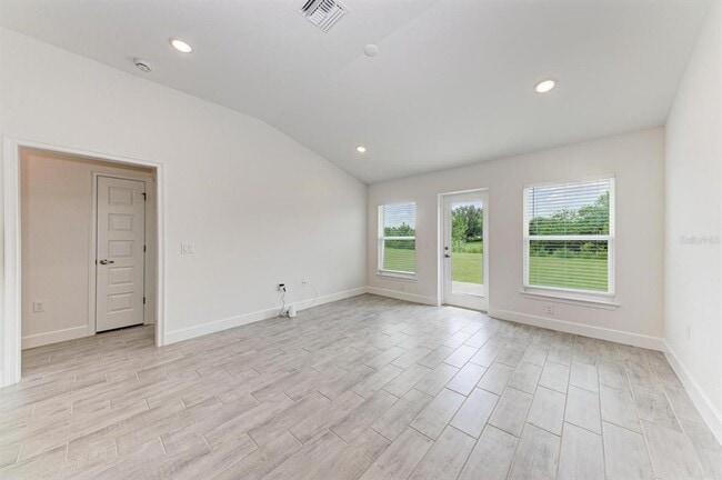 Building Photo - 2680 Averland Lp