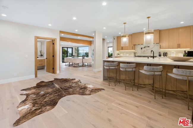 Building Photo - 27187 Sea Vista Dr