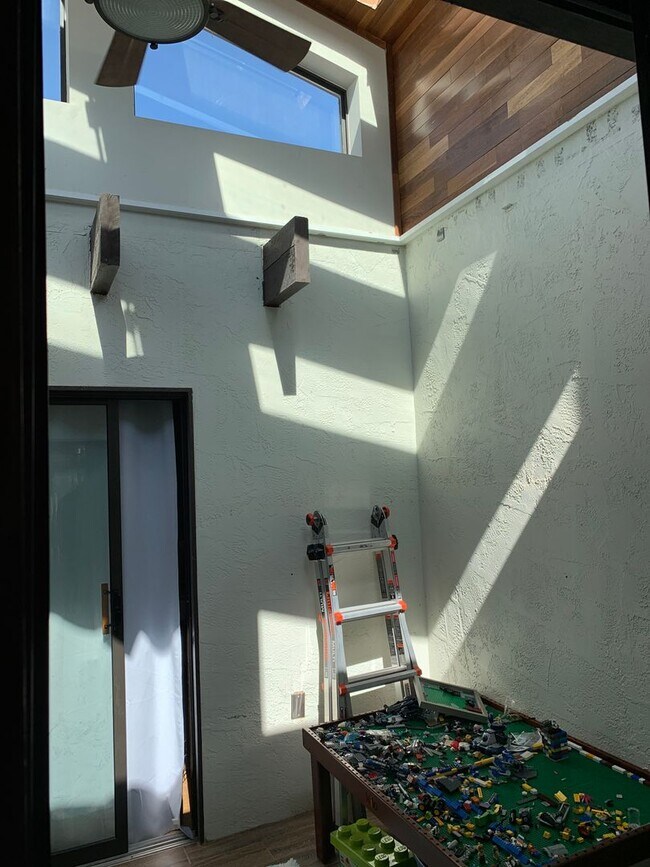 Building Photo - 2116 Circlewood Pl