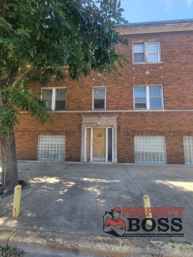 Primary Photo - 1086 Harrison Blvd