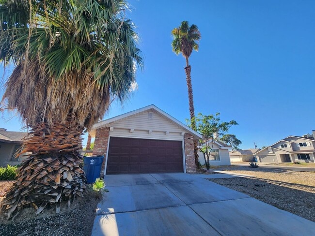 Building Photo - Affordable Single-Story Home