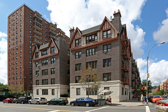 Building Photo - 518 West 204th Street