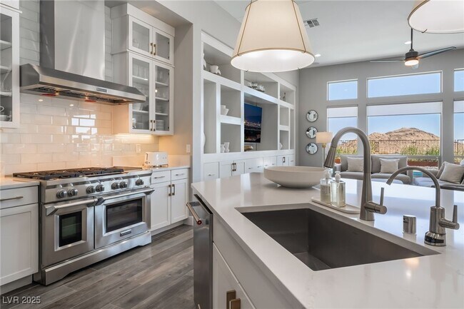 Building Photo - 3120 Greenscape Ln