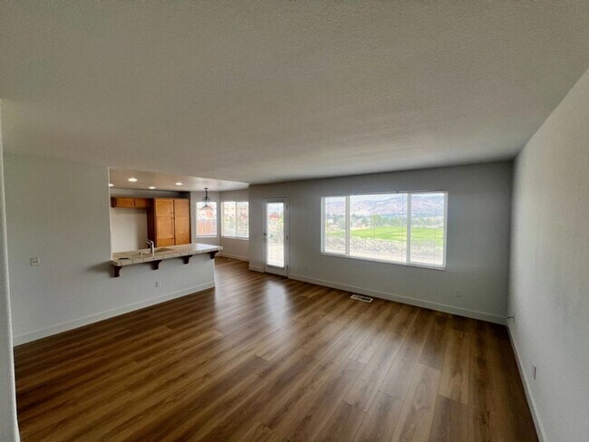 Building Photo -  Four Bedroom near Galena High School