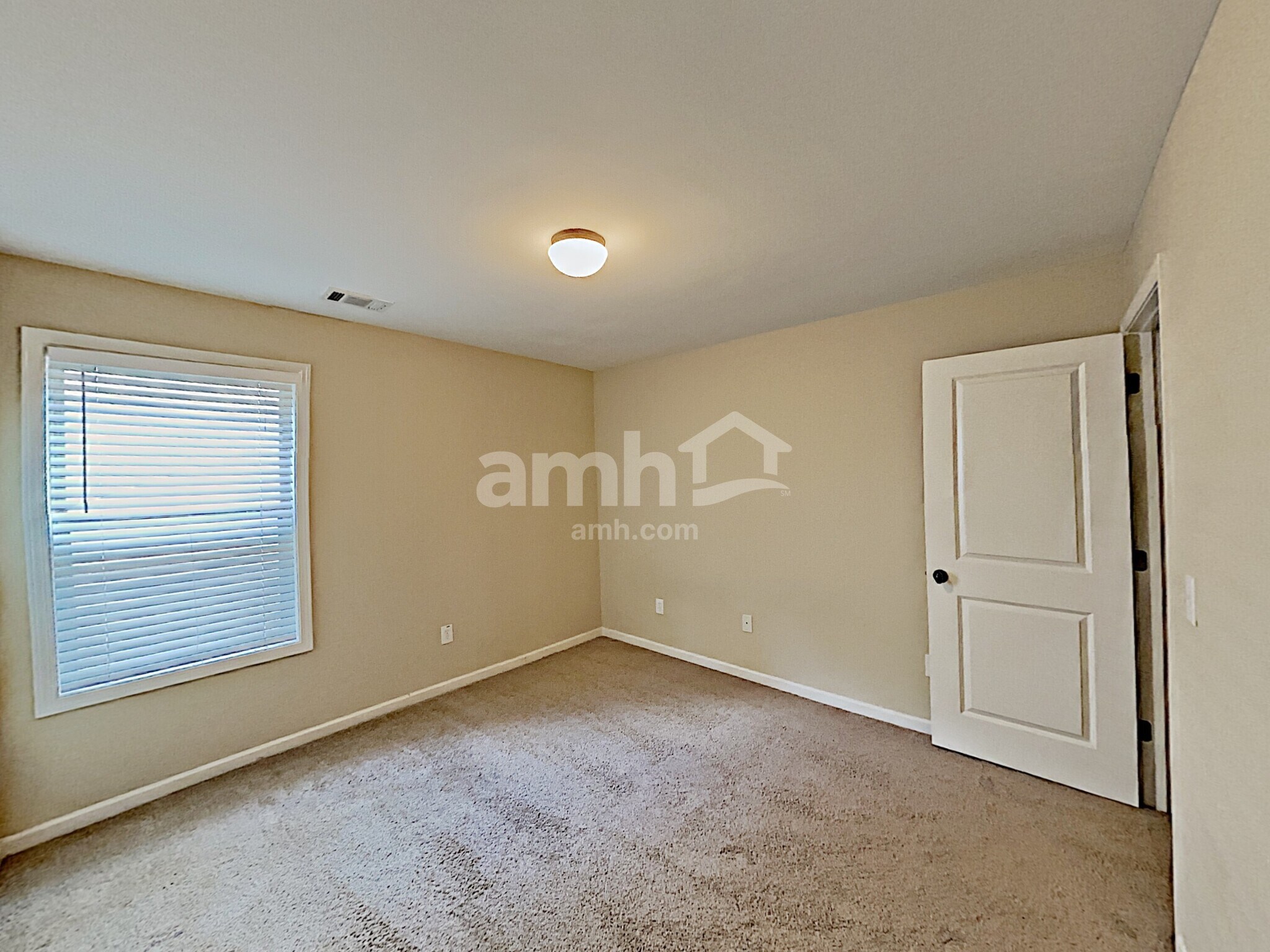 Building Photo - 243 Ascott Ln