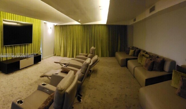 Building Photo - 488 NE 18th St