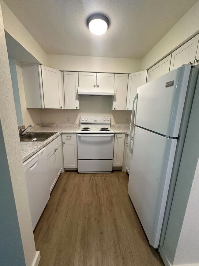 Interior Photo - Glacier Park Apartments