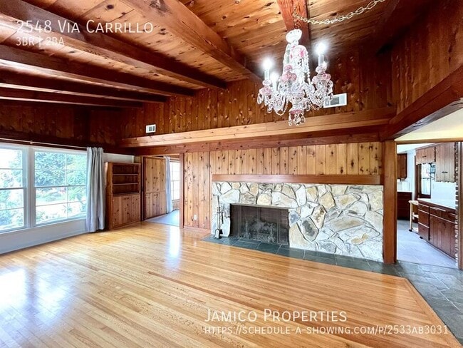 Building Photo - 2548 Vía Carrillo