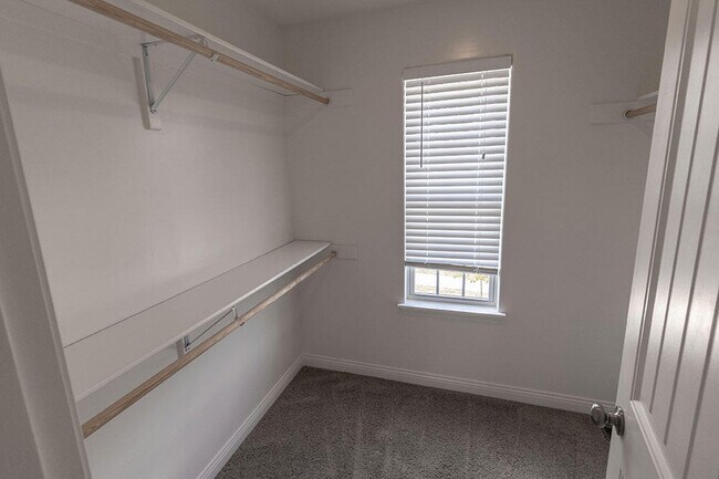 Building Photo - 2812 Amberwood court