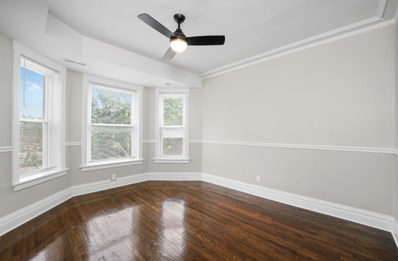 Building Photo - 7548 S Harvard Ave