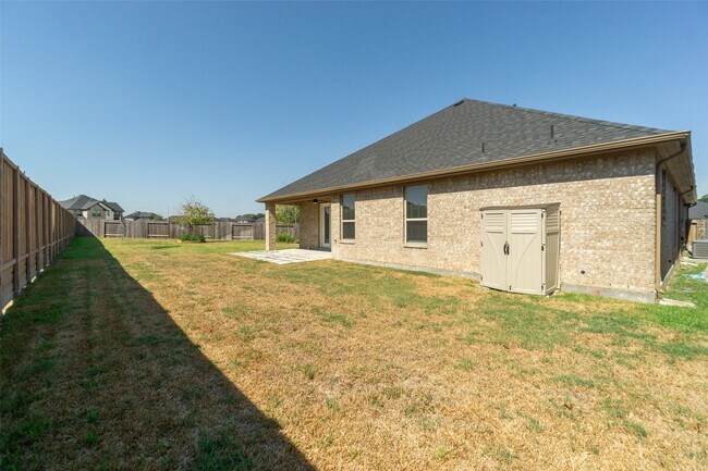 Building Photo - 2572 Ravenna Ct