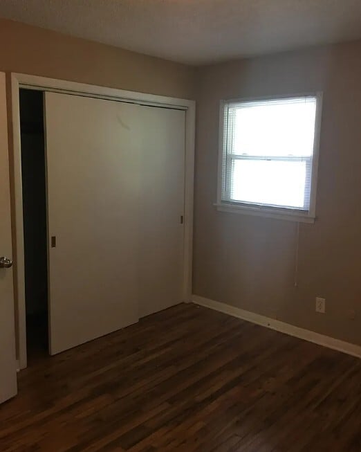 Building Photo - 1745 Pleasant Ct