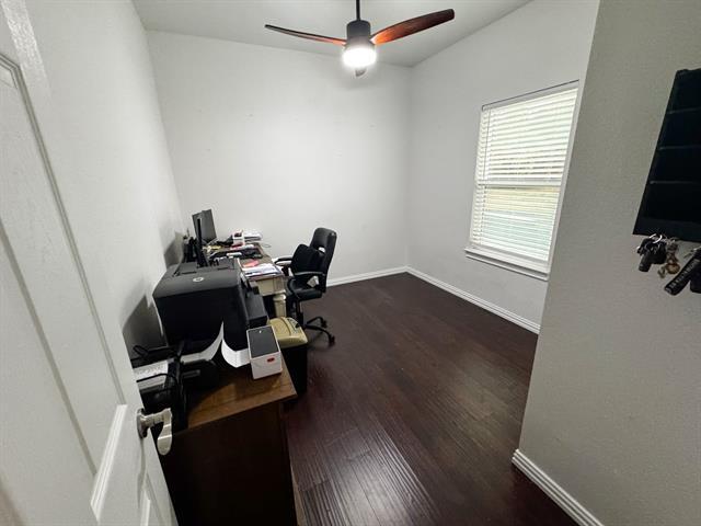 Building Photo - 802 John Thomas Dr