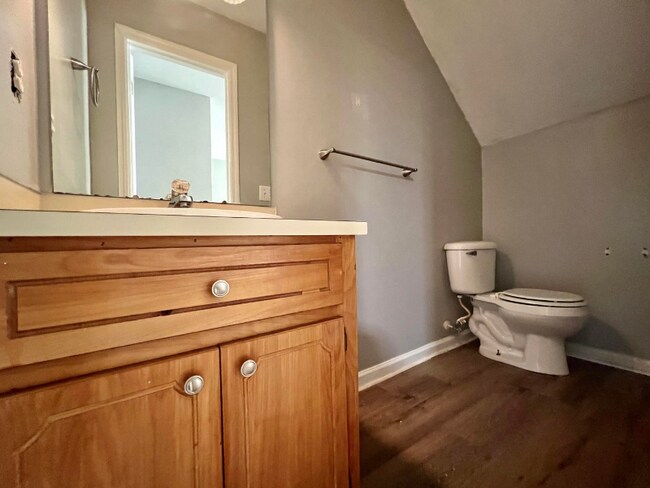 Building Photo - 4062 Cedars Pkwy