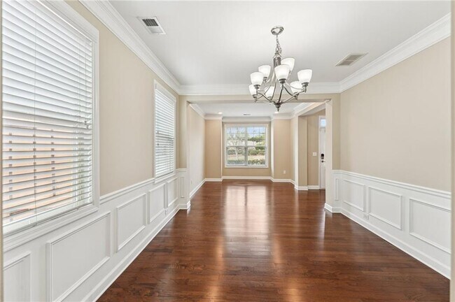 Building Photo - 6370 Shiloh Woods Dr