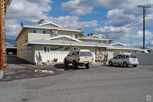 Building Photo - Ridgeview Apartments