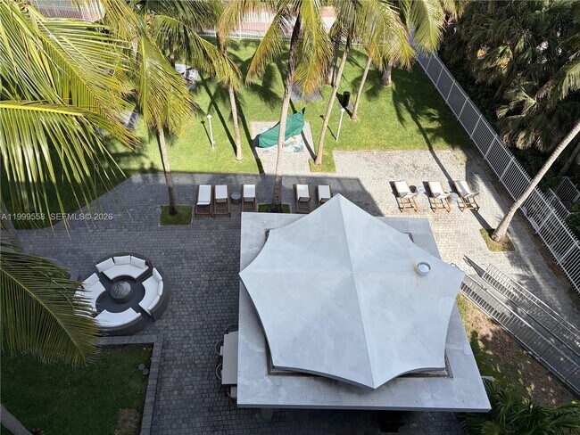 Building Photo - 6301 Collins Ave